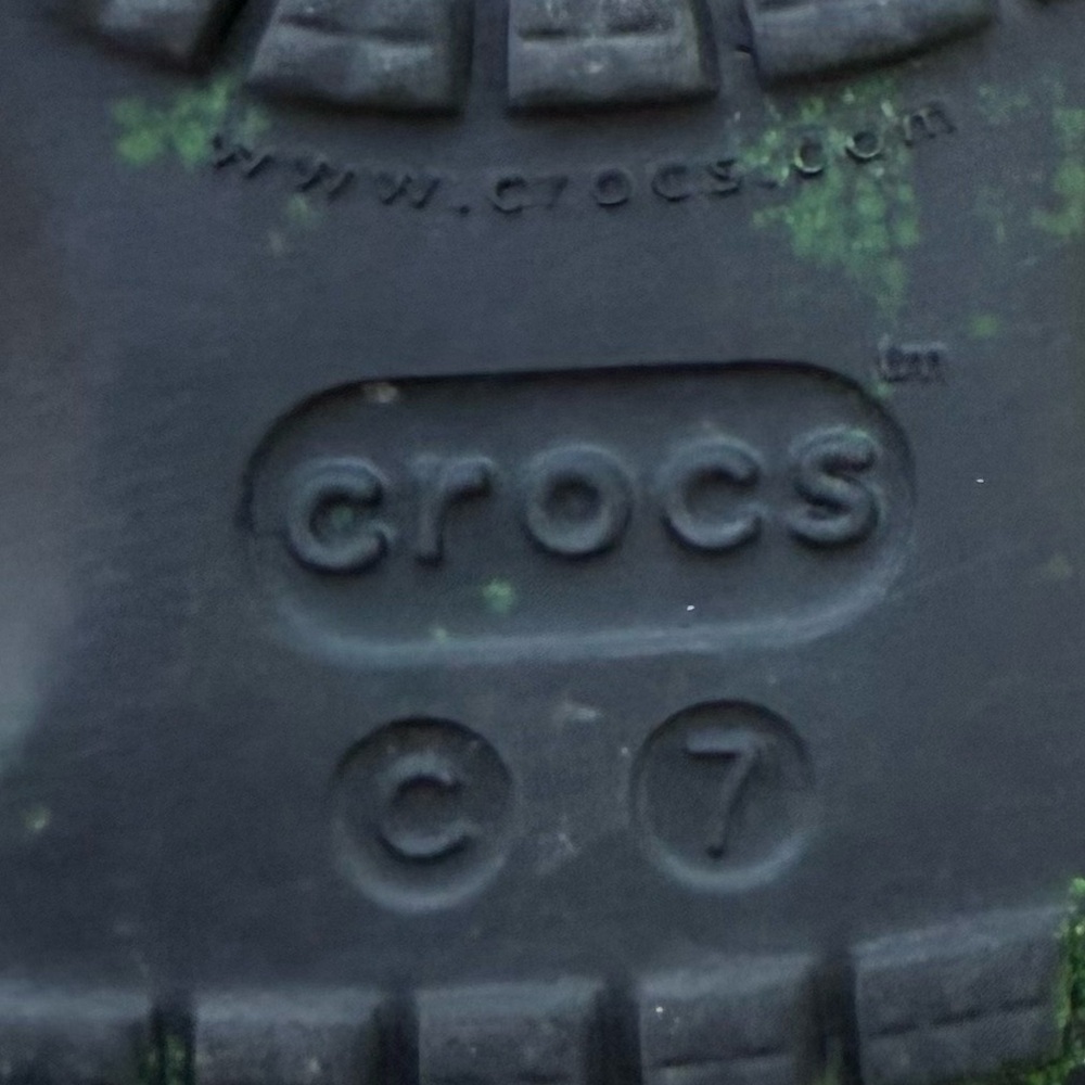 Disney the nightmare before Christmas Sz C7 glow in the dark CROCS Oogie boogie - Picture 4 of 5